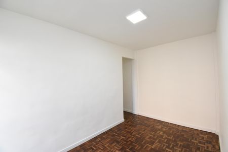 Quarto 1 de apartamento para alugar com 3 quartos, 57m² em Barreirinha, Curitiba