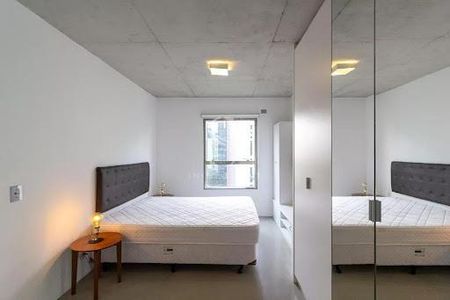 Apartamento para alugar com 70m², 2 quartos e 1 vaga