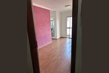 Sala de apartamento à venda com 2 quartos, 50m² em Jardim Santa Rosa, Taboão da Serra