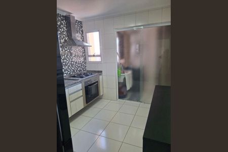 Apartamento para alugar com 21m², 3 quartos e 2 vagas