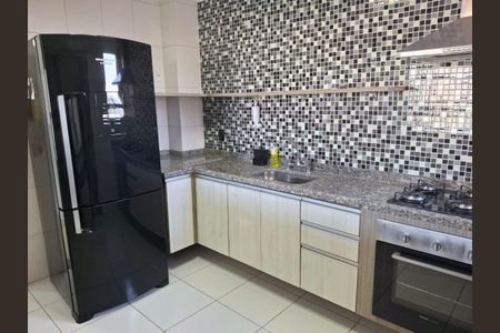 Apartamento para alugar com 21m², 3 quartos e 2 vagas