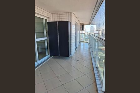 Apartamento para alugar com 21m², 3 quartos e 2 vagas