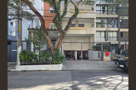 Apartamento à venda com 55m², 1 quarto e sem vaga Apartamento à venda com 55m², 1 quarto e sem vagaFachada