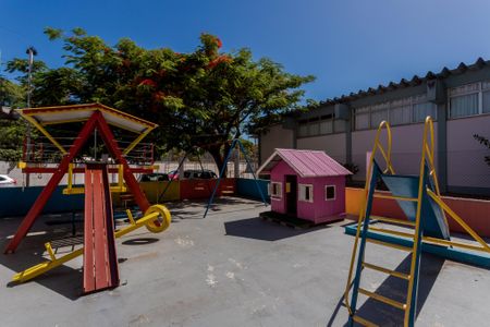 Apartamento à venda com 75m², 2 quartos e sem vaga Apartamento à venda com 75m², 2 quartos e sem vagaÁrea comum - Playground
