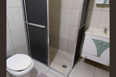 Banheiro de casa à venda com 3 quartos, 556m² em Santa Maria, Osasco
