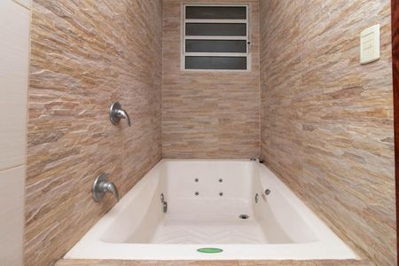 Apartamento para alugar com 55m², 1 quarto e sem vaga Apartamento para alugar com 55m², 1 quarto e sem vagaBanheiro