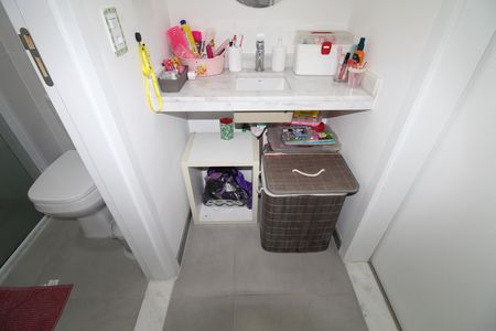 Apartamento para alugar com 77m², 2 quartos e 1 vagaBanheiro da Suíte 1