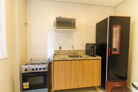 Apartamento para alugar com 32m², 2 quartos e sem vaga Apartamento para alugar com 32m², 2 quartos e sem vagaÁrea comum - Salão de festas