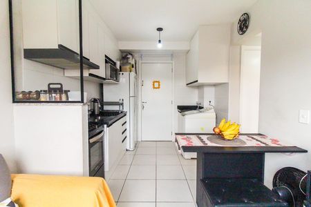Apartamento para alugar com 32m², 2 quartos e sem vaga Apartamento para alugar com 32m², 2 quartos e sem vagaSala/Cozinha
