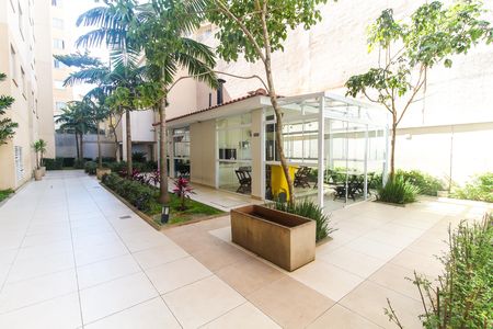Apartamento para alugar com 32m², 2 quartos e sem vaga Apartamento para alugar com 32m², 2 quartos e sem vagaÁrea comum - Churrasqueira