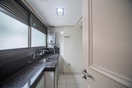 Apartamento para alugar com 264m², 3 quartos e 2 vagas