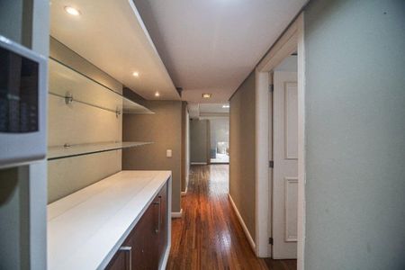 Apartamento para alugar com 264m², 3 quartos e 2 vagas