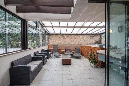 Apartamento para alugar com 264m², 3 quartos e 2 vagas
