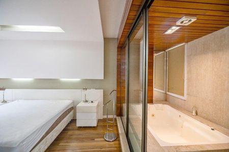 Apartamento para alugar com 264m², 3 quartos e 2 vagas