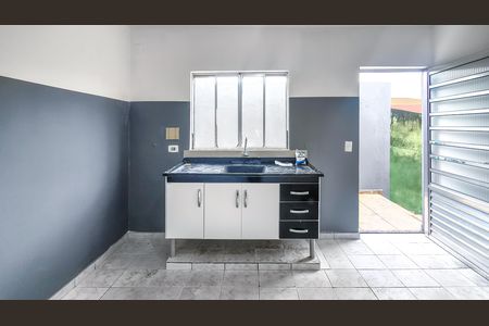 Casa para alugar com 80m², 2 quartos e 1 vaga Casa para alugar com 80m², 2 quartos e 1 vagaCozinha