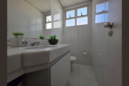 Apartamento à venda com 158m², 4 quartos e 3 vagas