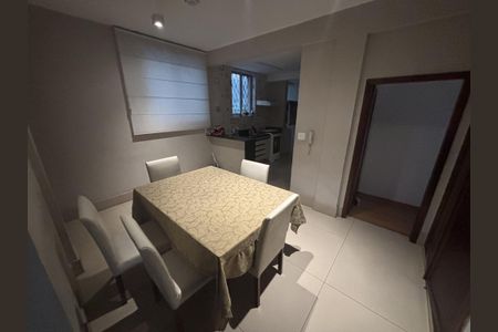 Apartamento à venda com 130m², 3 quartos e 1 vaga