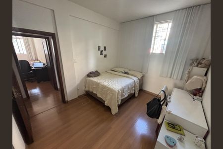 Apartamento à venda com 130m², 3 quartos e 1 vaga