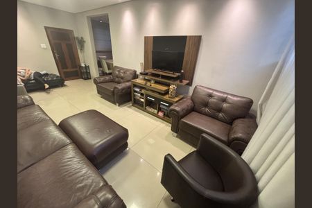 Apartamento à venda com 130m², 3 quartos e 1 vaga