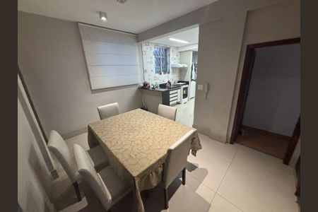 Apartamento à venda com 130m², 3 quartos e 1 vaga