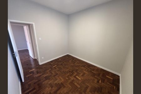 Apartamento à venda com 2 quartos, 72m² em Centro, Belo Horizonte