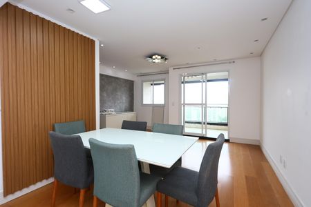 Apartamento à venda com 67m², 2 quartos e 2 vagas Apartamento à venda com 67m², 2 quartos e 2 vagasSala