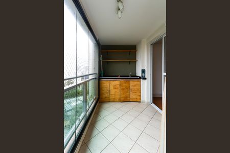 Apartamento à venda com 67m², 2 quartos e 2 vagas Apartamento à venda com 67m², 2 quartos e 2 vagasvaranda