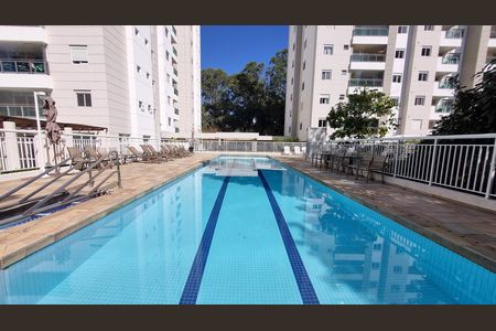 Apartamento à venda com 67m², 2 quartos e 2 vagas Apartamento à venda com 67m², 2 quartos e 2 vagasÁrea comum - Piscina