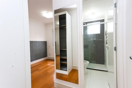 Apartamento à venda com 67m², 2 quartos e 2 vagas Apartamento à venda com 67m², 2 quartos e 2 vagassuíte