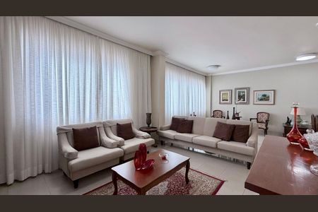 Apartamento à venda com 140m², 4 quartos e 2 vagas