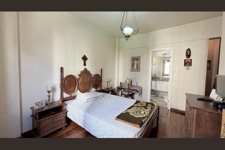 Apartamento à venda com 140m², 4 quartos e 2 vagas