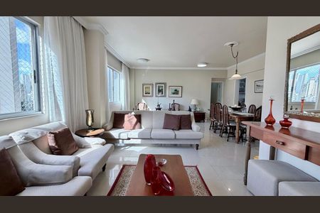 Apartamento à venda com 140m², 4 quartos e 2 vagas