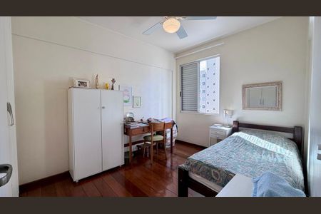 Apartamento à venda com 140m², 4 quartos e 2 vagas