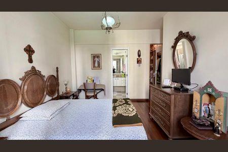 Apartamento à venda com 140m², 4 quartos e 2 vagas