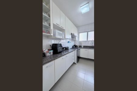 Apartamento à venda com 140m², 4 quartos e 2 vagas
