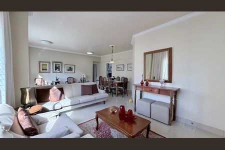 Apartamento à venda com 140m², 4 quartos e 2 vagas