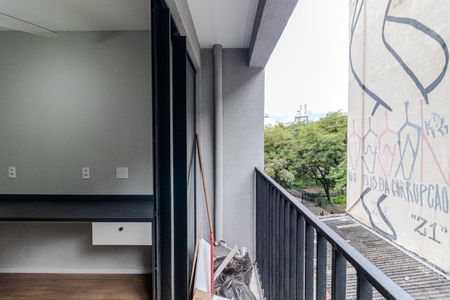 Varanda de kitnet/studio para alugar com 1 quarto, 20m² em Campos Elíseos, São Paulo