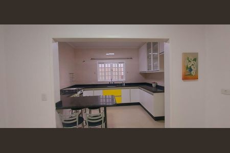 Casa à venda com 249m², 3 quartos e 7 vagas