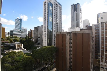 Sacada da Sala de apartamento para alugar com 1 quarto, 57m² em Centro, Curitiba
