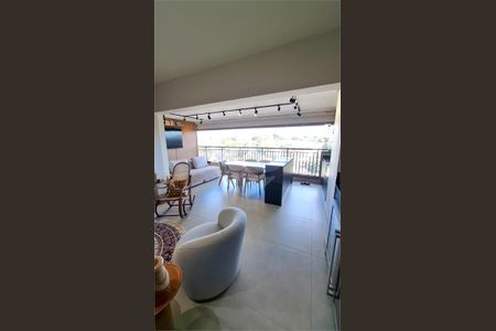 Apartamento à venda com 115m², 3 quartos e 2 vagas