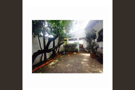 Casa à venda com 181m², 3 quartos e sem vaga