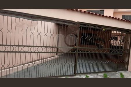 Casa à venda com 2 quartos, 122m² em Vila Metalúrgica, Santo André