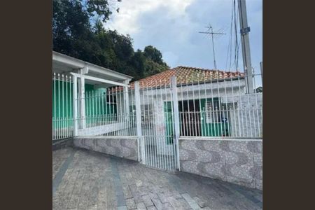 Casa à venda com 4 quartos, 434m² em Parque Maria Domitila, São Paulo
