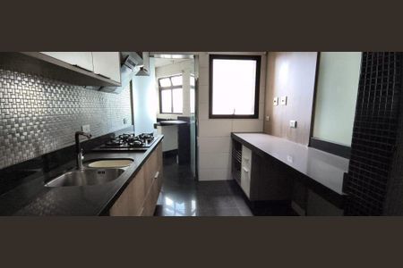 Apartamento à venda com 207m², 3 quartos e 3 vagas