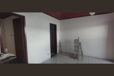 Casa para alugar com 2 quartos, 56m² em Marechal Hermes, Rio de Janeiro