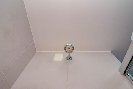 Apartamento à venda com 65m², 2 quartos e 1 vaga Apartamento à venda com 65m², 2 quartos e 1 vagaBanheiro Social