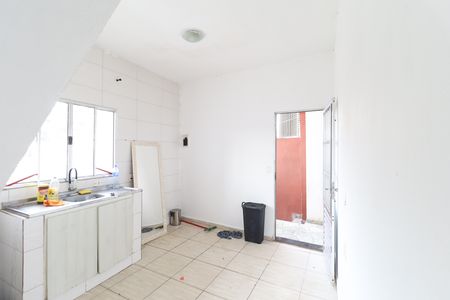 Casa para alugar com 1 quarto, 50m² em Vila Fidalgo, São Paulo