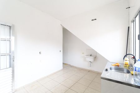 Casa para alugar com 1 quarto, 50m² em Vila Fidalgo, São Paulo
