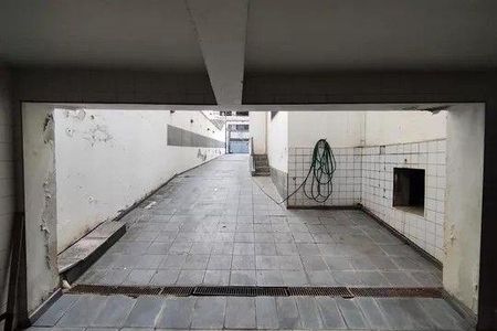 Casa à venda com 7 quartos, 310m² em Liberdade, São Paulo