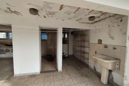Casa à venda com 7 quartos, 310m² em Liberdade, São Paulo
